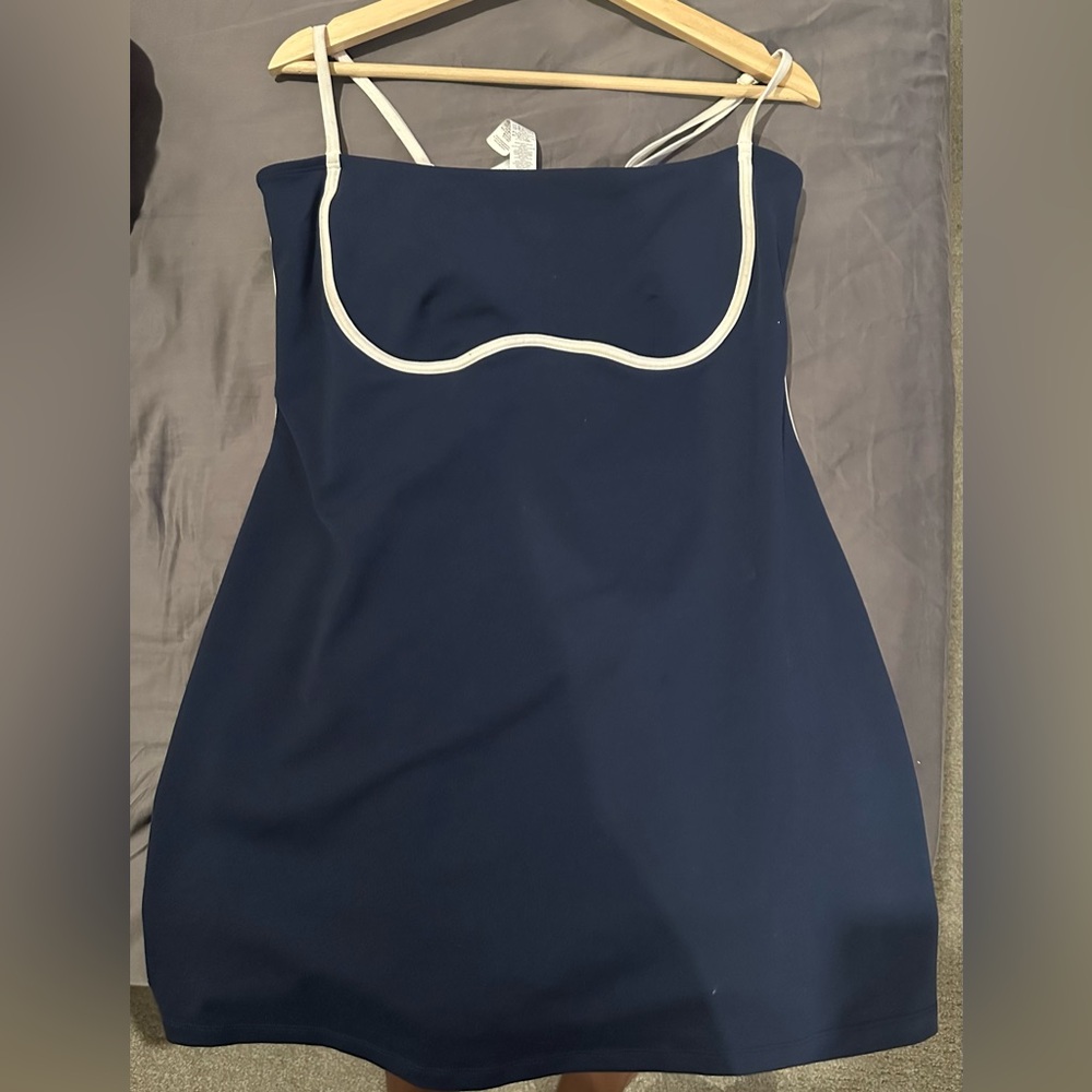 Alo Airbrush Streamlined Dress